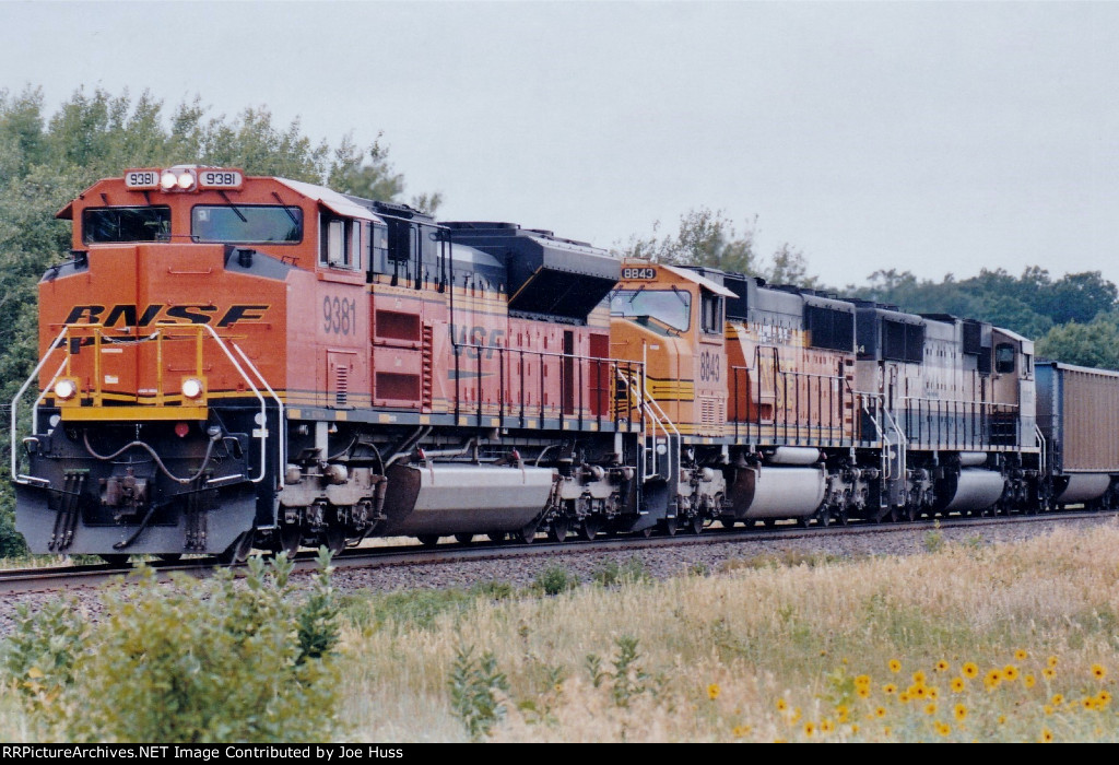 BNSF 9381 East